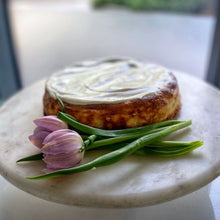Load image into Gallery viewer, Israeli Cheese Cake with Caramel Topping (Shavuot Order)
